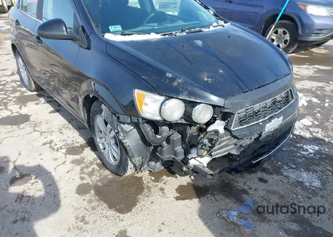 2012 Chevrolet Sonic 2Lt z USA, uszkodzony, nr VIN 1G1JC5SHXC4117201